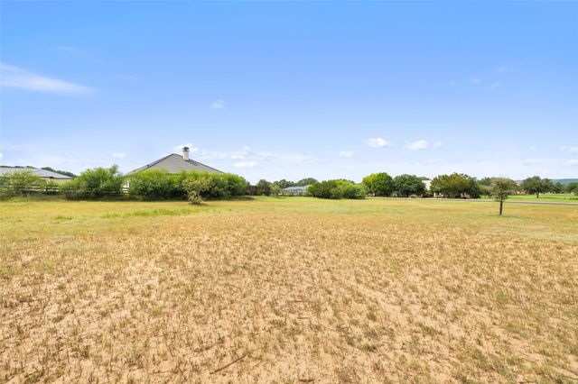 26605 Woodpecker TRL, Spicewood, TX 78669
