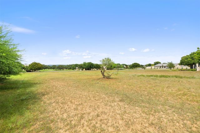 26605 Woodpecker TRL, Spicewood, TX 78669