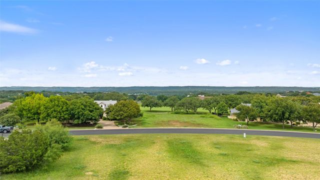 26605 Woodpecker TRL, Spicewood, TX 78669