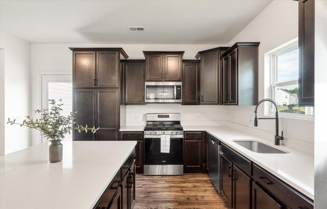 240 Surfbird Road, Summerville, SC 29486
