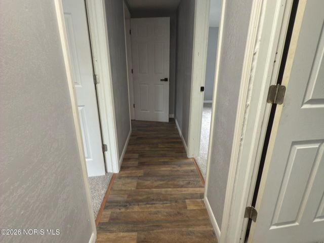 7024 Hill Avenue, Holland, OH 43528