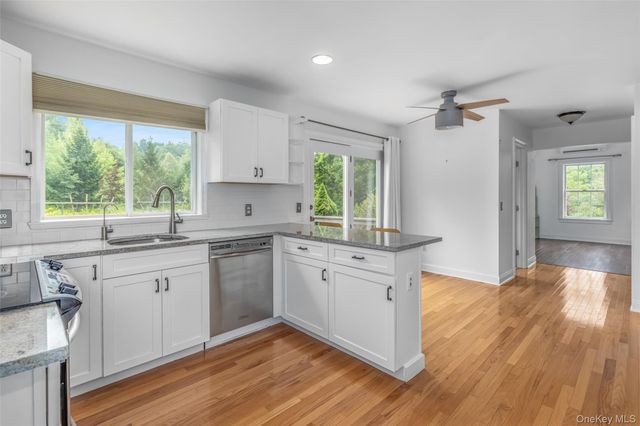 28 Church Farm Road, Gardiner, NY 12525