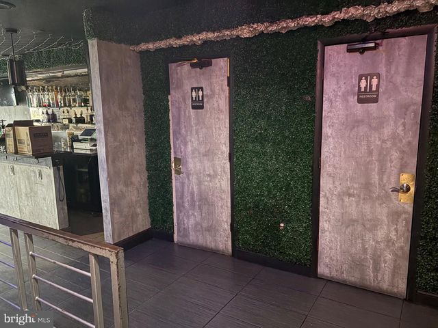 1242 H ST NE, Washington, DC 20002