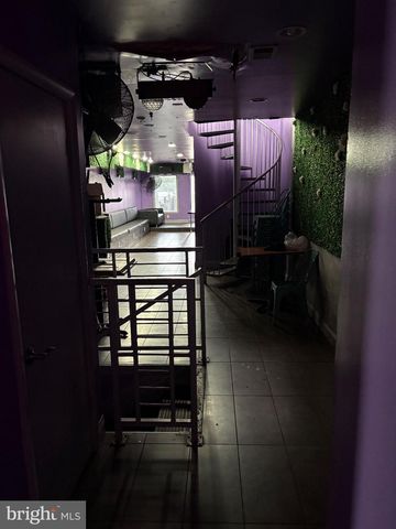 1242 H ST NE, Washington, DC 20002