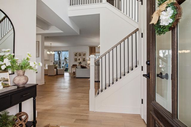 1207 Briarwood Lane, Mahomet, IL 61853