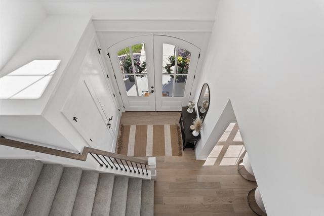 1207 Briarwood Lane, Mahomet, IL 61853