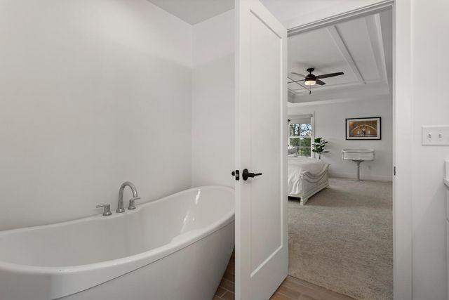 1207 Briarwood Lane, Mahomet, IL 61853