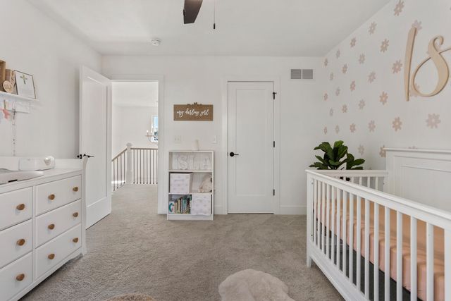 1207 Briarwood Lane, Mahomet, IL 61853