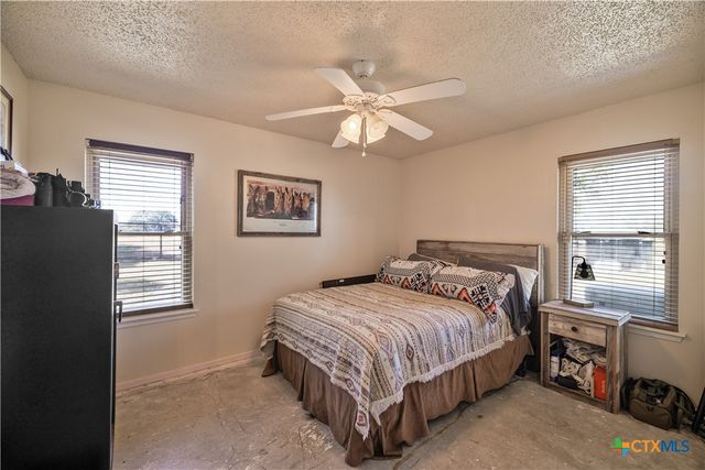 2892 W FM 884, Yorktown, TX 78164