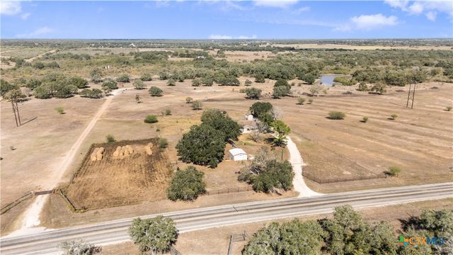 2892 W FM 884, Yorktown, TX 78164