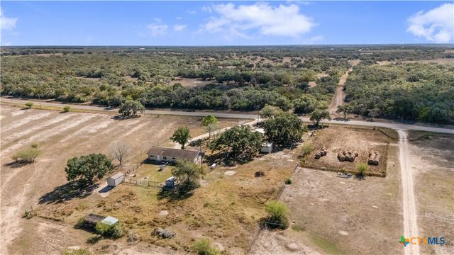 2892 W FM 884, Yorktown, TX 78164
