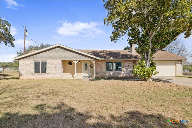 2892 W FM 884, Yorktown, TX 78164