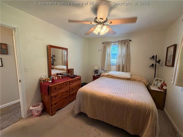 621 6th Street, Nitro, WV 25143