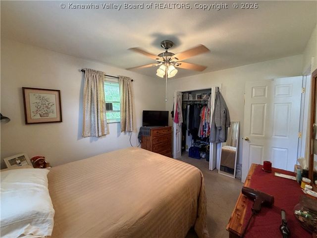 621 6th Street, Nitro, WV 25143