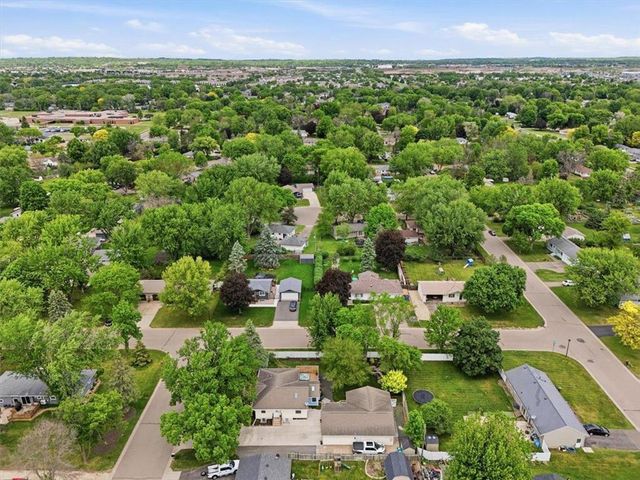 16626 Flounder Avenue, Rosemount, MN 55068