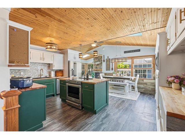 16626 Flounder Avenue, Rosemount, MN 55068