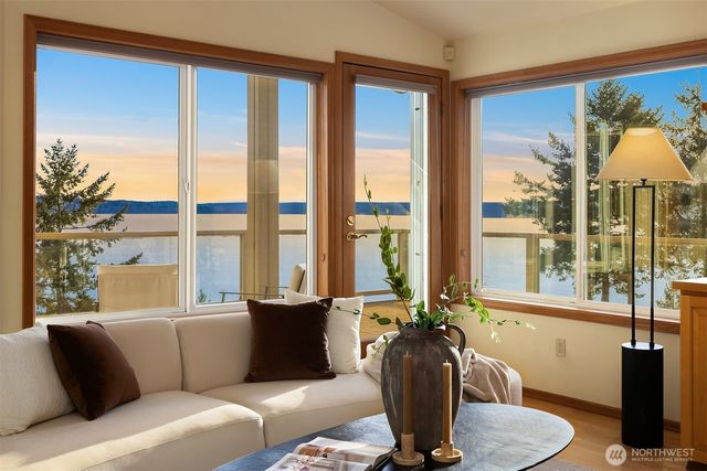 2861 SW 171st Street, Burien, WA 98166