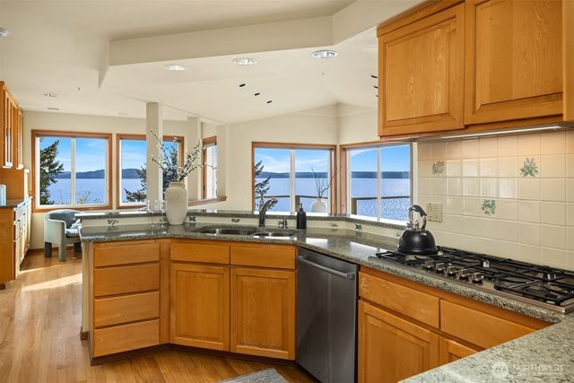 2861 SW 171st Street, Burien, WA 98166