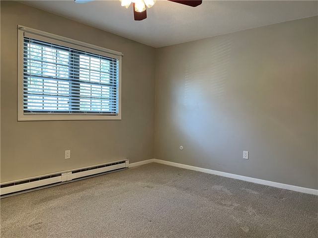 15 Apple Valley Parkway 8, Smithfield, RI 02828