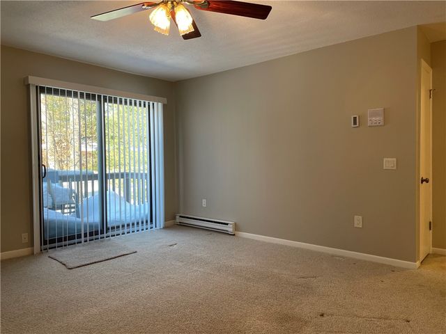 15 Apple Valley Parkway 8, Smithfield, RI 02828