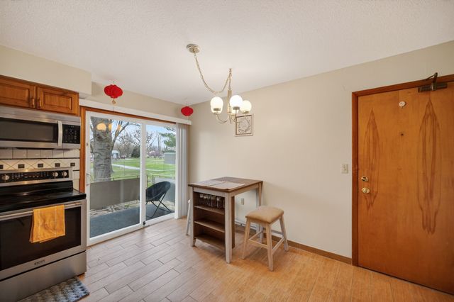 4210 62nd Street 3, Urbandale, IA 50322