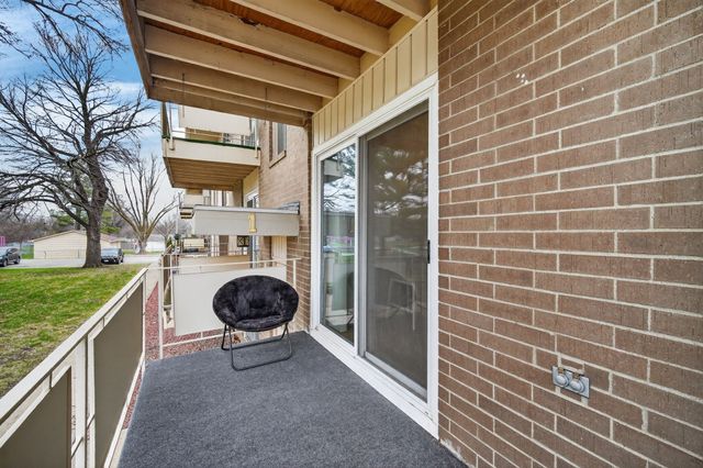 4210 62nd Street 3, Urbandale, IA 50322