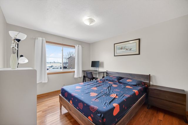 4210 62nd Street 3, Urbandale, IA 50322