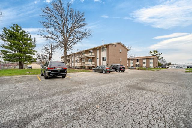 4210 62nd Street 3, Urbandale, IA 50322