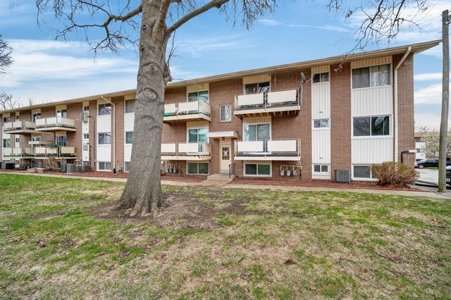 4210 62nd Street 3, Urbandale, IA 50322