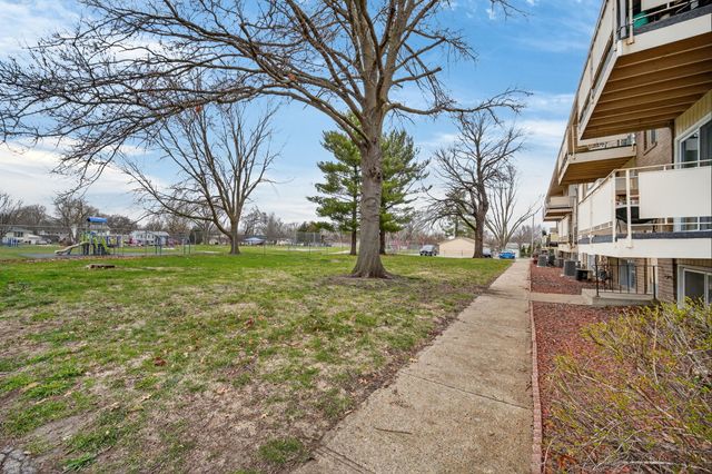 4210 62nd Street 3, Urbandale, IA 50322