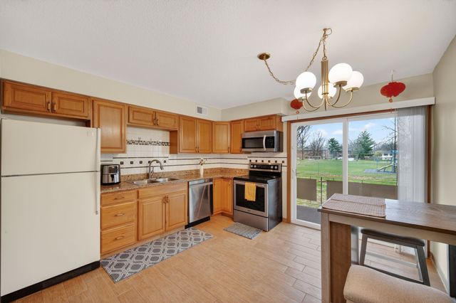 4210 62nd Street 3, Urbandale, IA 50322