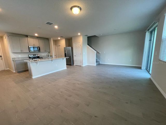 407 LEGACY LOOP, Davenport, FL 33896