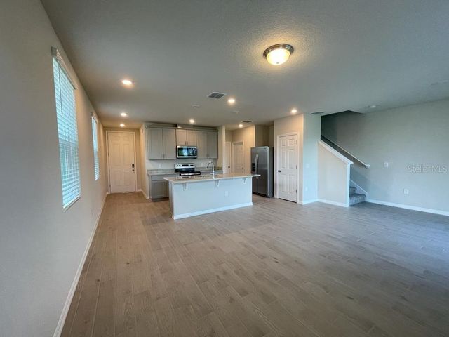 407 LEGACY LOOP, Davenport, FL 33896