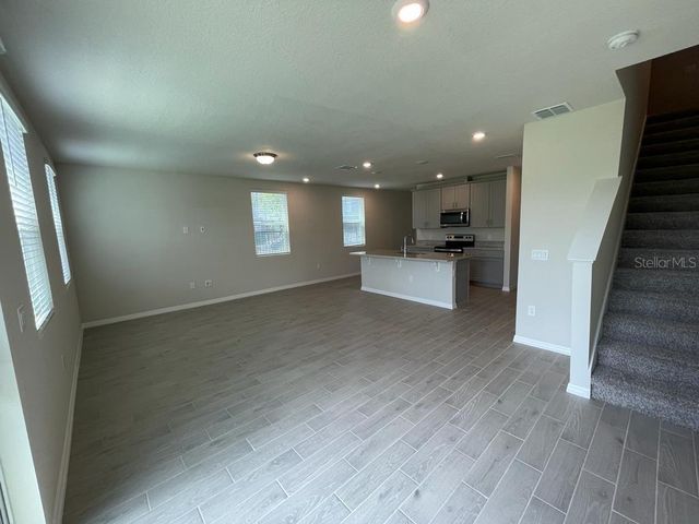 407 LEGACY LOOP, Davenport, FL 33896