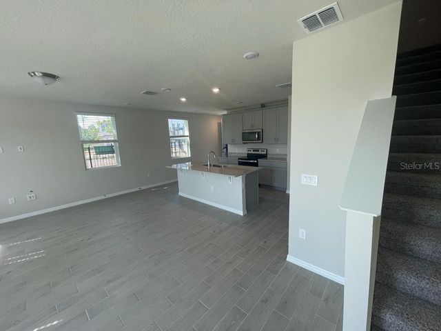 407 LEGACY LOOP, Davenport, FL 33896