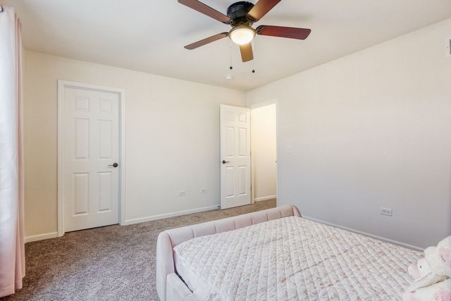 26152 S White Oak Trail, Channahon, IL 60410