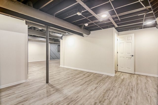 26152 S White Oak Trail, Channahon, IL 60410