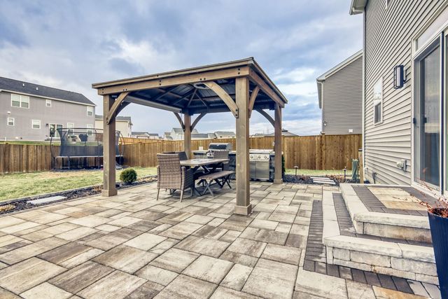 26152 S White Oak Trail, Channahon, IL 60410