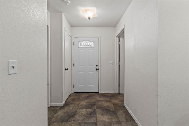 9101 Checkerbloom Drive, Oklahoma City, OK 73165