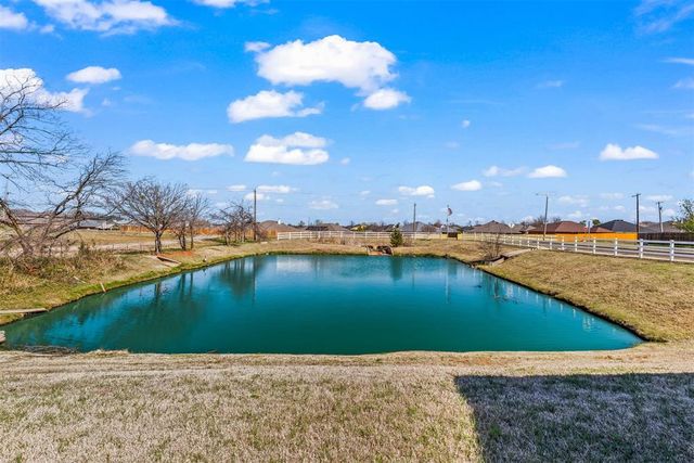 9101 Checkerbloom Drive, Oklahoma City, OK 73165
