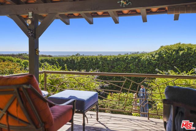 6333 Gayton Place, Malibu, CA 90265