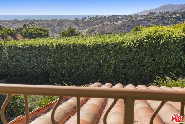 6333 Gayton Place, Malibu, CA 90265