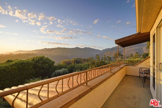 6333 Gayton Place, Malibu, CA 90265