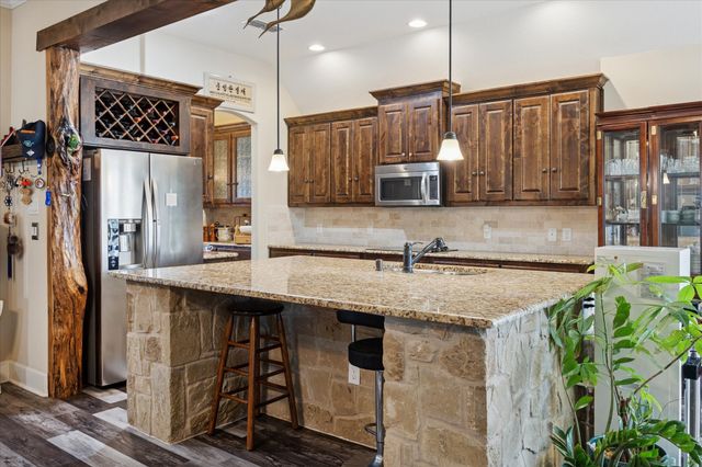 119 George Owens Road, Ponder, TX 76259