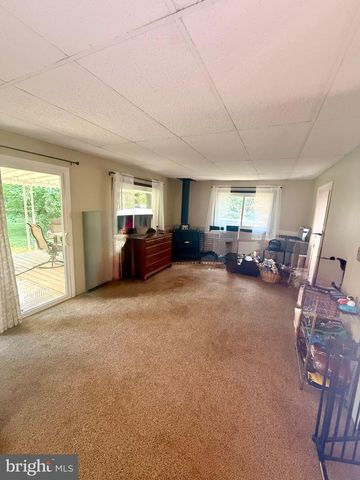 3124 LINDA LN, Sinking Spring, PA 19608