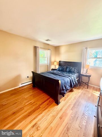3124 LINDA LN, Sinking Spring, PA 19608