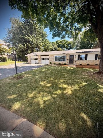 3124 LINDA LN, Sinking Spring, PA 19608