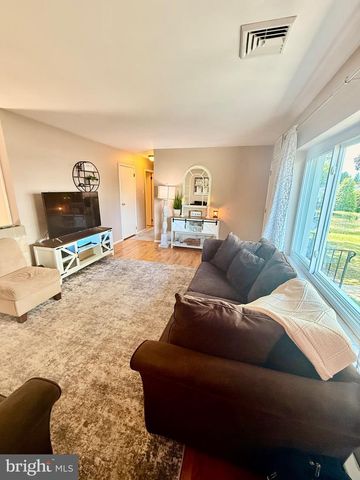 3124 LINDA LN, Sinking Spring, PA 19608