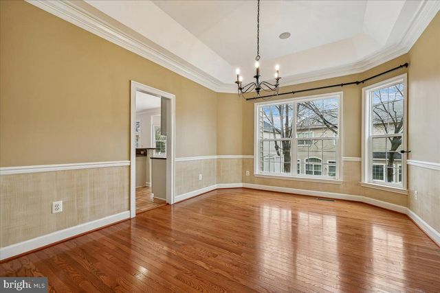 304 SUMMER GARDEN WAY, Rockville, MD 20850