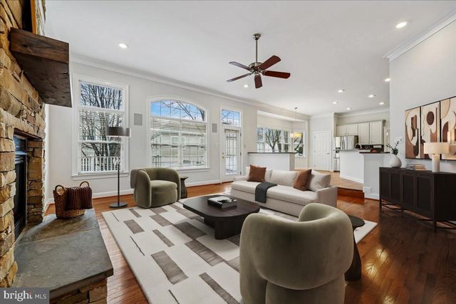 304 SUMMER GARDEN WAY, Rockville, MD 20850